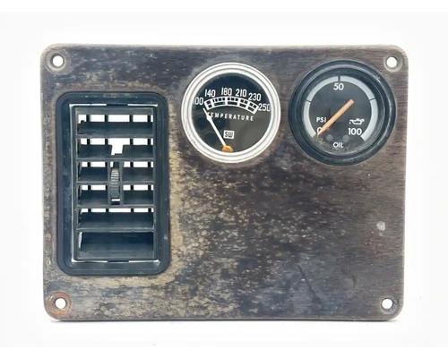  Freightliner FLD120 Instrument Cluster #