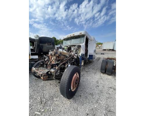 FREIGHTLINER FLD120 Parts Vehicles