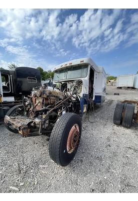 FREIGHTLINER FLD120 Parts Vehicles