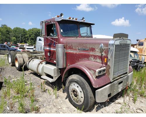 FREIGHTLINER FLD120 Parts Vehicles