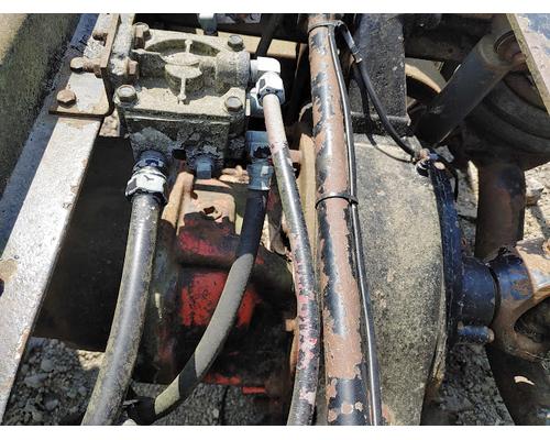 FREIGHTLINER FLD120 Rebuilders