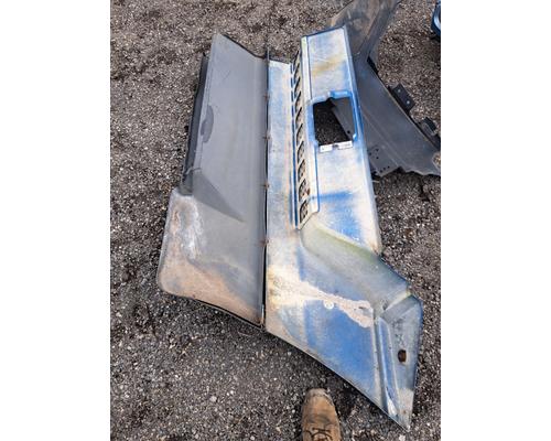 FREIGHTLINER FLD120 Side Fairing