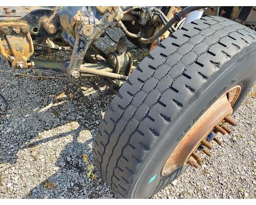 FREIGHTLINER FLD132 XL CLASSIC Parts Vehicles