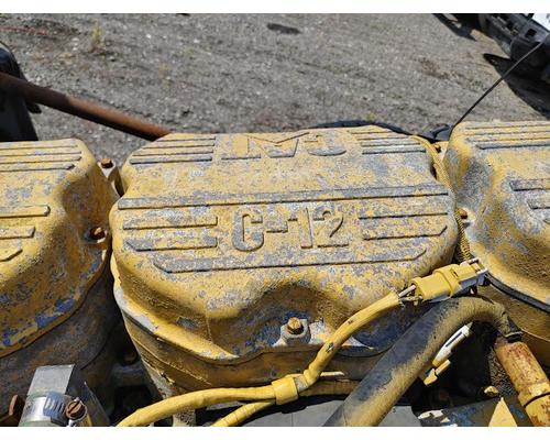 FREIGHTLINER FLD132 XL CLASSIC Parts Vehicles