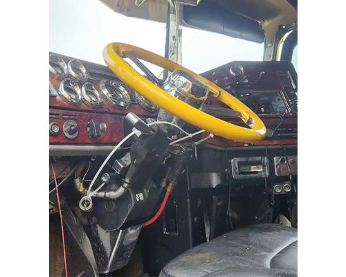 Freightliner FLD132 XL CLASSIC Steering Column # Freightliner FLD132 XL CLASSIC Steering Column #