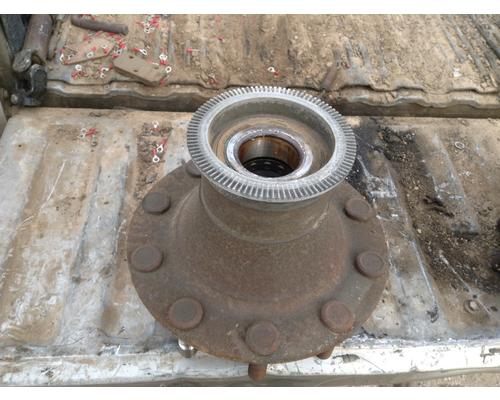 FREIGHTLINER FLD132T CLASSIC XL Hub Front