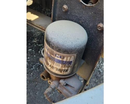  Freightliner M2 106 Air Dryer #