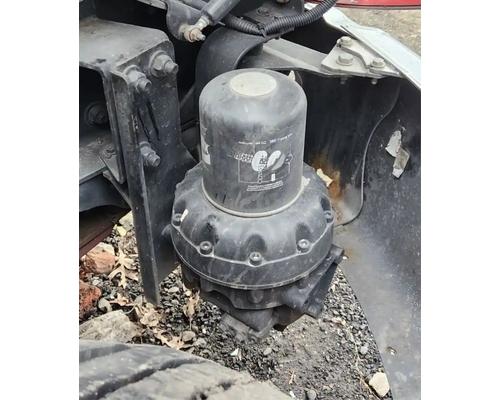  Freightliner M2 106 Air Dryer #