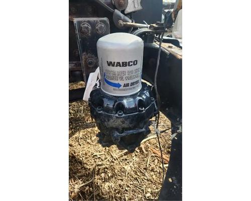 freightliner-m2-106-air-dryer #1445736