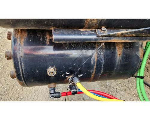  Freightliner M2 106 Air Tank #