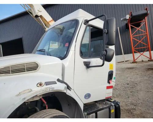  Freightliner M2 106 Cab #