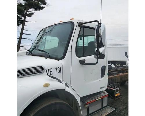  Freightliner M2 106 Cab #