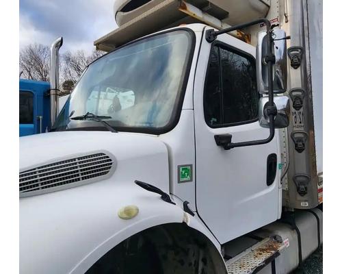  Freightliner M2 106 Cab #