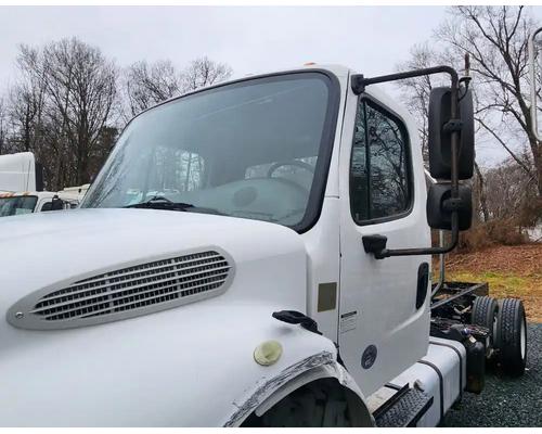  Freightliner M2 106 Cab #