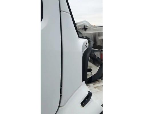 Freightliner M2 106 Cowl # Freightliner M2 106 Cowl #