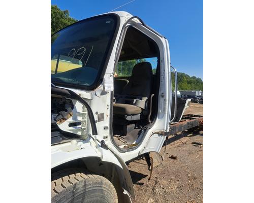 FREIGHTLINER M2 106 Cab or Cab Mount