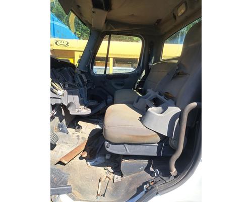 FREIGHTLINER M2 106 Cab or Cab Mount