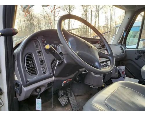  Freightliner M2 106 Dash Assembly #