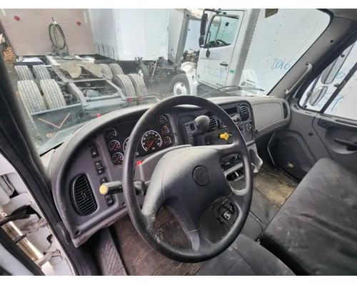 freightliner-m2-106-dash-assembly #1439510