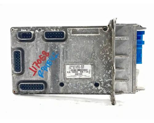  Freightliner M2 106 ECM #