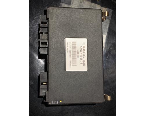 FREIGHTLINER M2 106 Electronic Chassis Control Modules
