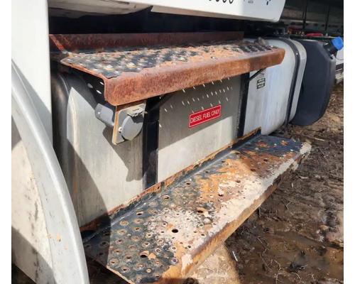 freightliner-m2-106-fuel-tank #1445735
