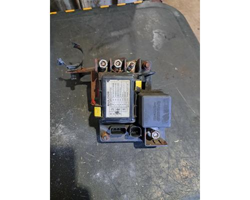 FREIGHTLINER M2 106 Fuse Box