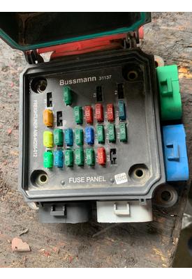 FREIGHTLINER M2 106 Fuse Box