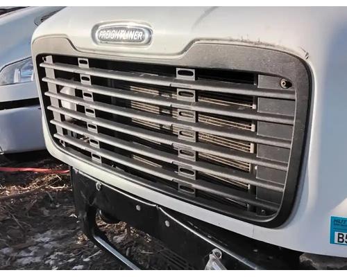 freightliner-m2-106-grille #1442583