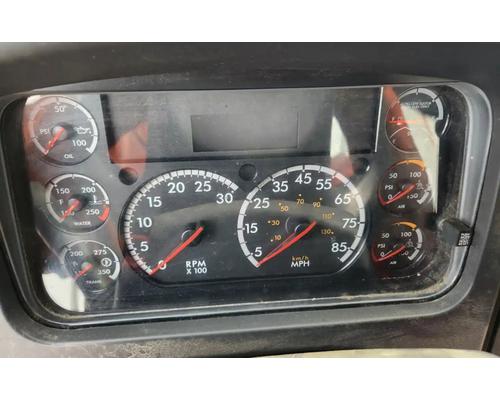  Freightliner M2 106 Instrument Cluster #