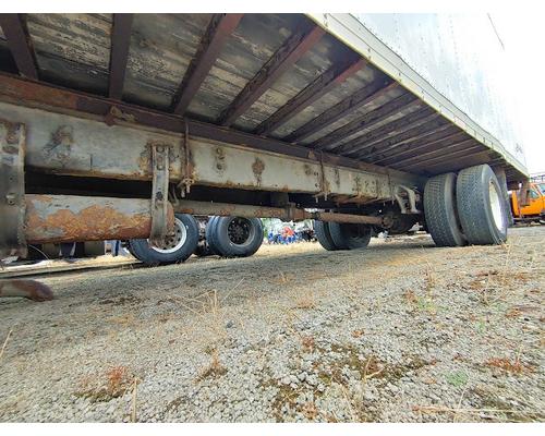 FREIGHTLINER M2 106 Parts Vehicles