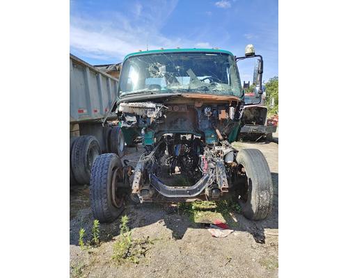 FREIGHTLINER M2 106 Parts Vehicles