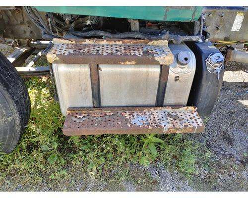 FREIGHTLINER M2 106 Parts Vehicles