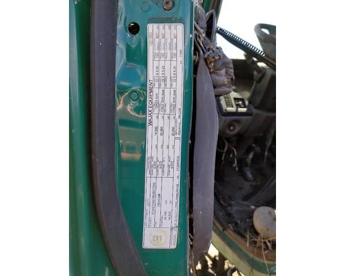 FREIGHTLINER M2 106 Parts Vehicles