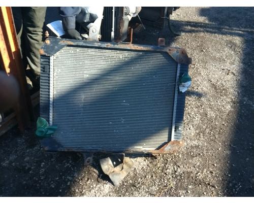 FREIGHTLINER M2 106 Radiator