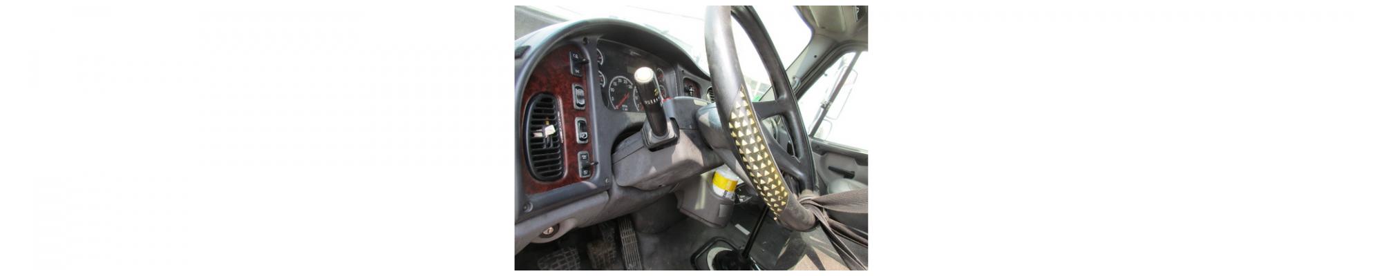 FREIGHTLINER M2-106 Steering Column in Westland, MI #88500