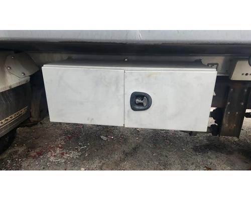 freightliner-m2-106-tool-box #1450322