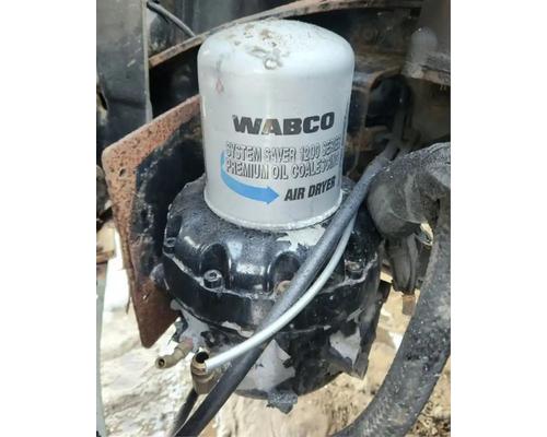  Freightliner M2 112 Medium Duty Air Dryer #