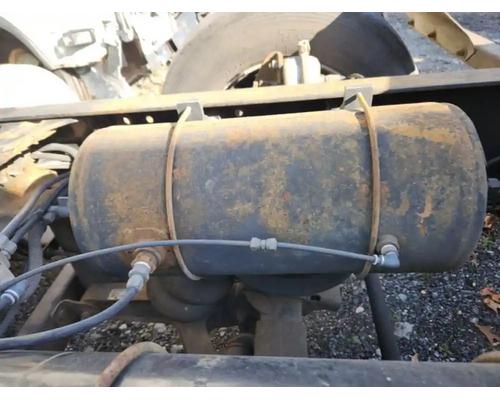 Freightliner M2 112 Medium Duty Air Tank # Freightliner M2 112 Medium Duty Air Tank #