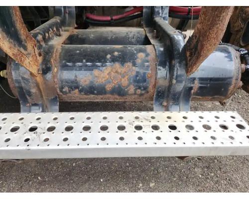 Freightliner M2 112 Medium Duty Air Tank # Freightliner M2 112 Medium Duty Air Tank #