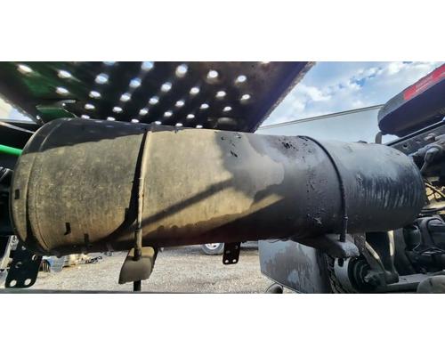 Freightliner M2 112 Medium Duty Air Tank # Freightliner M2 112 Medium Duty Air Tank #
