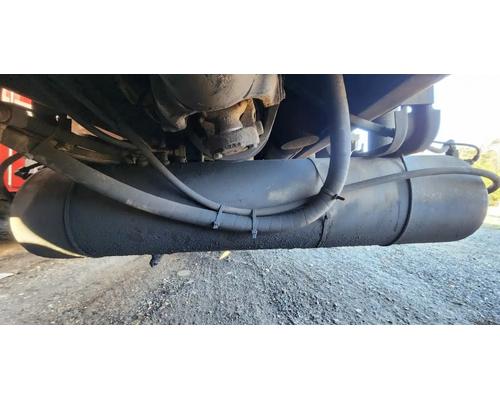 Freightliner M2 112 Medium Duty Air Tank # Freightliner M2 112 Medium Duty Air Tank #