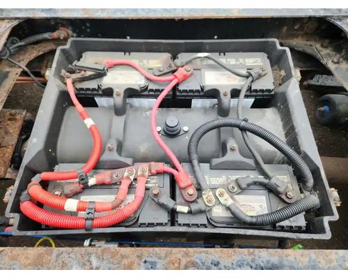 Freightliner M2 112 Medium Duty Battery Box # Freightliner M2 112 Medium Duty Battery Box #