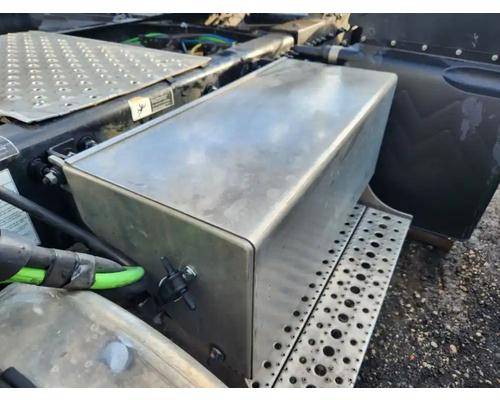 freightliner-m2-112-medium-duty-battery-box #1448355