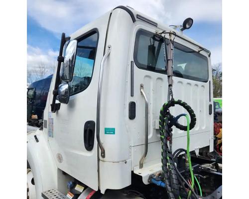  Freightliner M2 112 Medium Duty Cab #