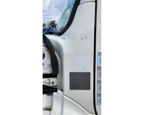 Freightliner M2 112 Medium Duty Cowl # Freightliner M2 112 Medium Duty Cowl #