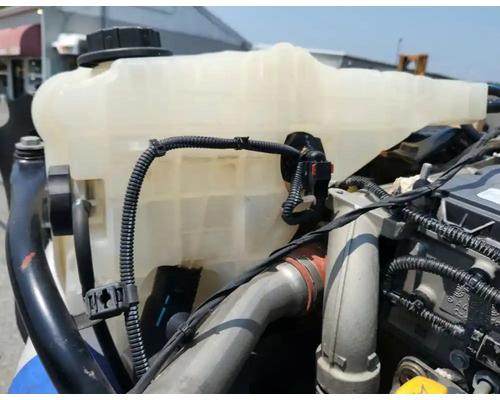  Freightliner M2 112 Medium Duty Radiator Overflow #