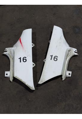 FREIGHTLINER M2 112 Body Parts Misc.