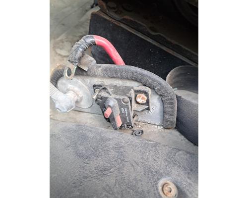 FREIGHTLINER M2 112 Cab or Cab Mount