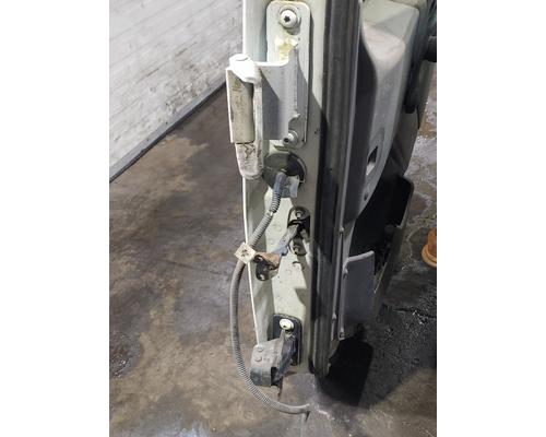 FREIGHTLINER M2 112 Door Assembly, Front